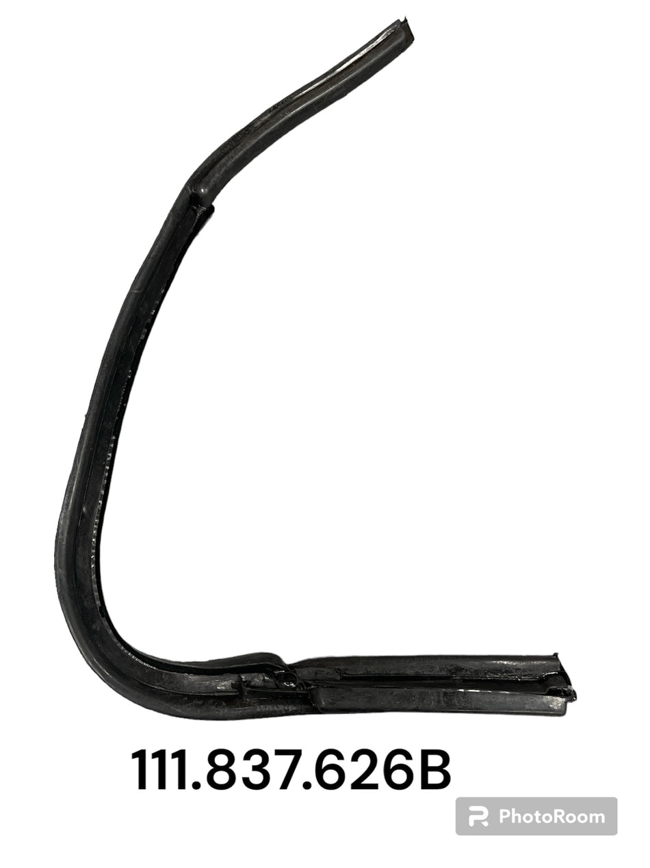 VENT GLASS SEAL, RIGHT